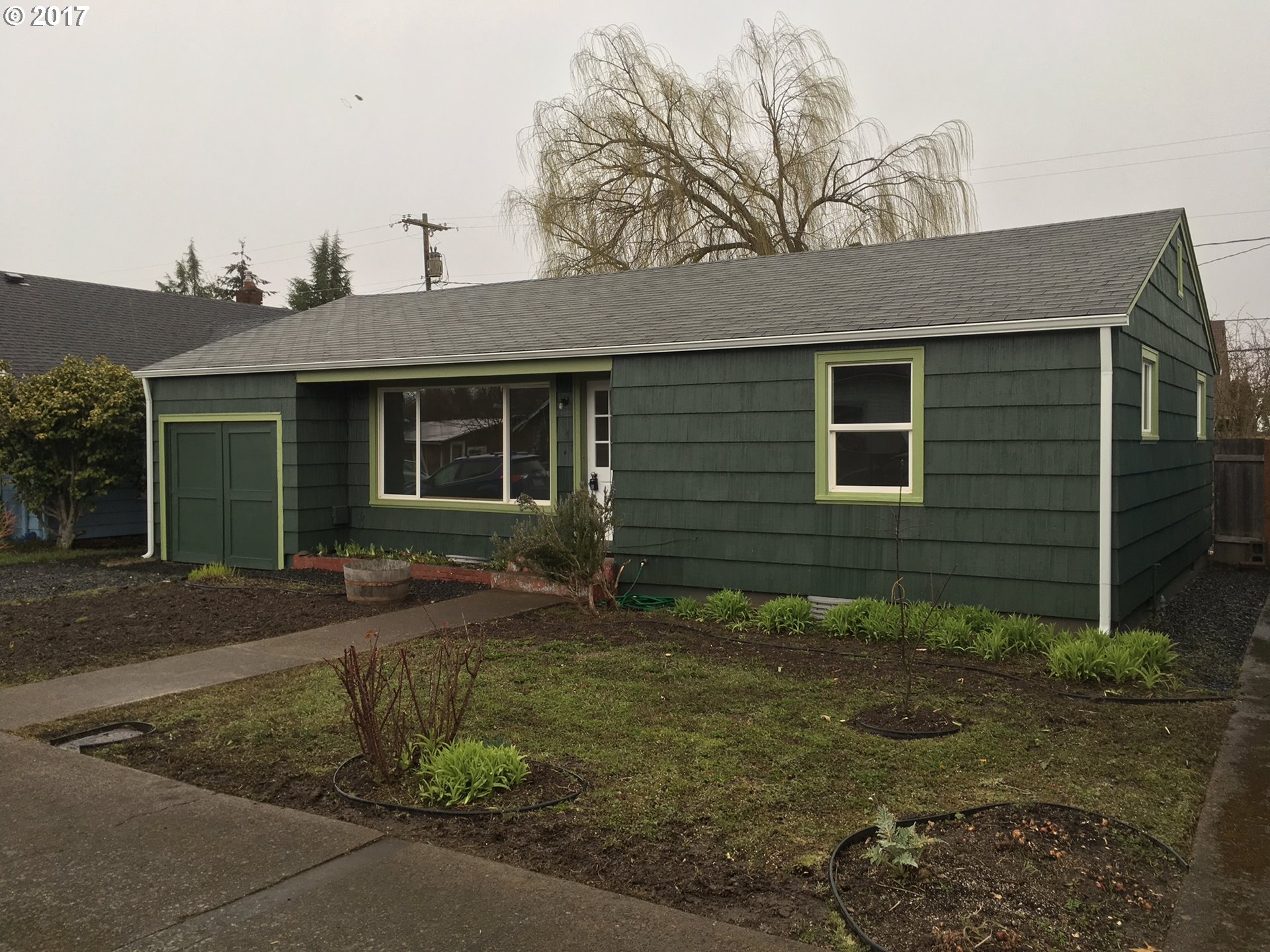 1847 W 9th Pl, Eugene, OR 97402 photo 1