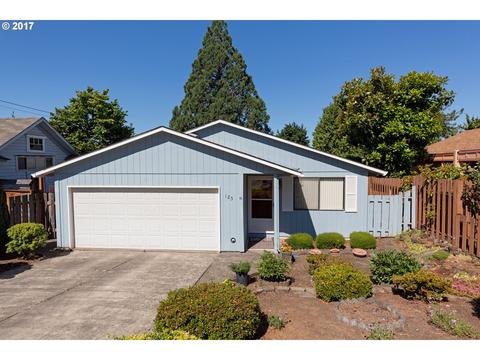 125 NE Pierce St, Estacada, OR 97023 photo 1