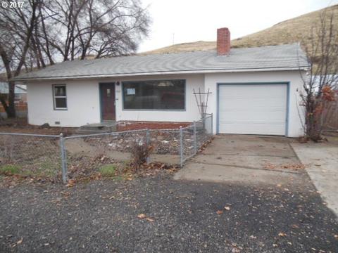 4205 NE Riverside Ave, Pendleton, OR 97801 photo 1