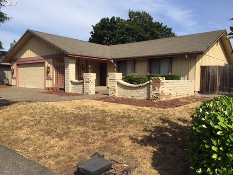 1875 Crescent Ave, Eugene, OR 97408 photo 1