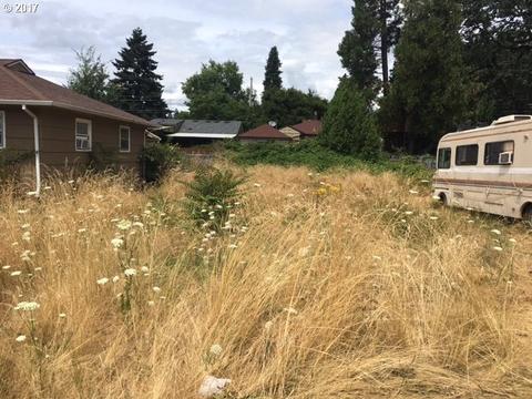 370 E Fairfield St, Gladstone, OR 97027 photo 1