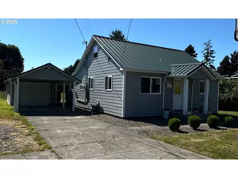 606 Williams Ave, Tillamook, OR 97141