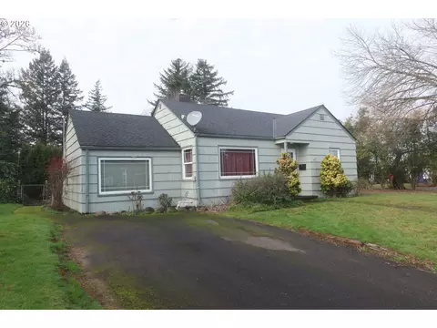 138 Maple Blvd, Wood Village, OR 97060