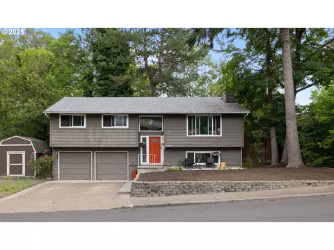 7375 SW Ashdale Dr, Portland, OR 97223