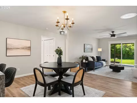 Dining - 2867 Maesner St, Eugene, OR 97404 photo 3 of 3