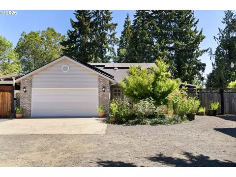 Exterior - 2867 Maesner St, Eugene, OR 97404 photo 2 of 4