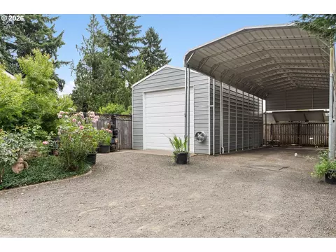 Exterior - 2867 Maesner St, Eugene, OR 97404 photo 11 of 12