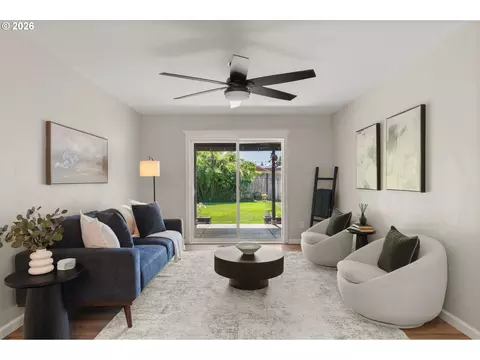 Living - 2867 Maesner St, Eugene, OR 97404 photo 1 of 2