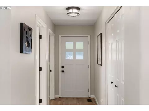 Entry Way - 2867 Maesner St, Eugene, OR 97404 photo 1 of 2