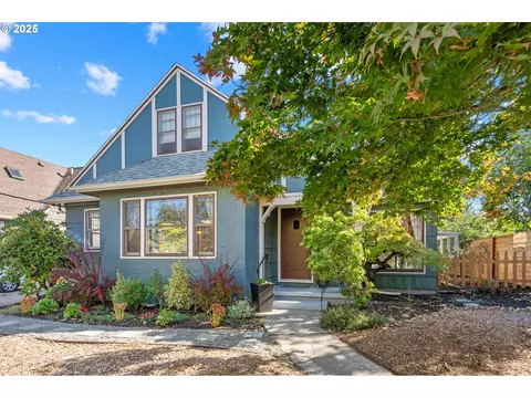 1810 NE 62nd Ave, Portland, OR 97213