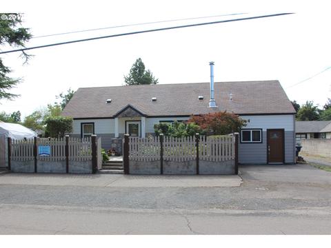 1431 S St, Springfield, OR 97477 photo 1