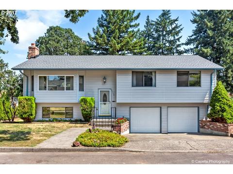 6750 Buckingham Ct, Gladstone, OR 97027 photo 1
