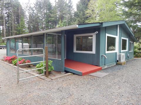 4906 Mitchell Loop Rd, Florence, OR 97439 photo 1