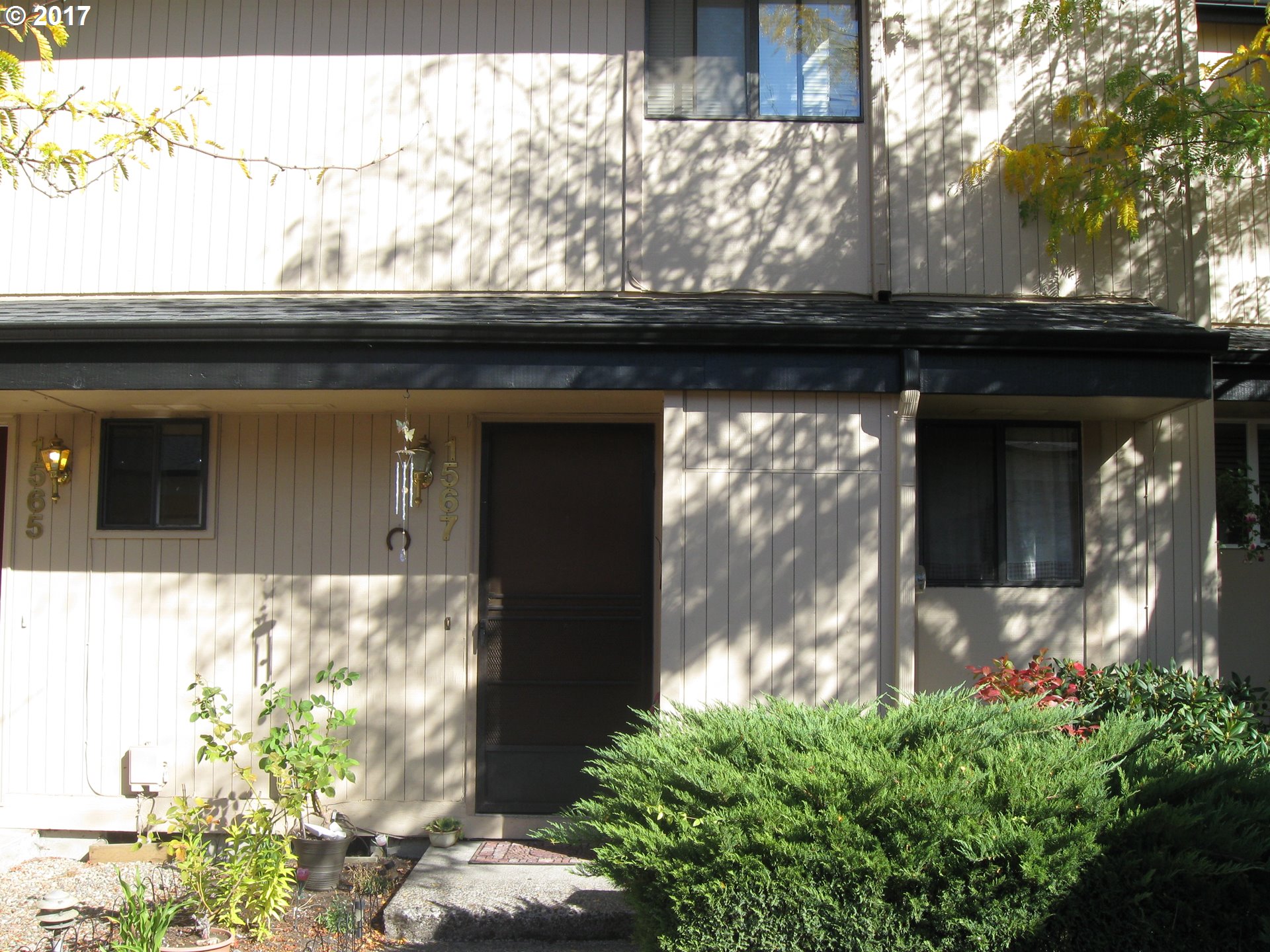 1567 Fetters Loop, Eugene, OR 97402 photo 1