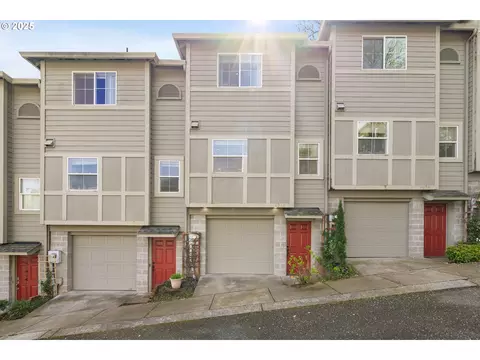 4942 SW 1st Ave, Portland, OR 97239