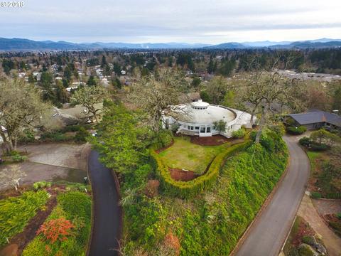 2150 Stone Crest Dr, Eugene, OR 97401 photo 1