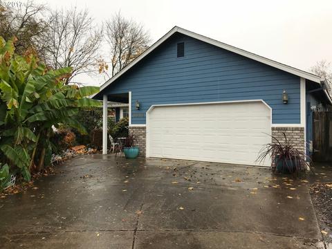2676 Elizabeth St, Eugene, OR 97402 photo 1