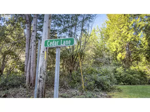 Cedar Ln, Florence, OR 97439 photo 3