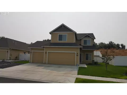 1328 E Hurlburt Ave, Hermiston, OR 97838 photo 1