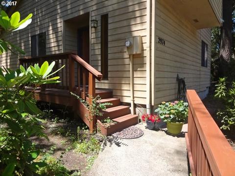 2974 Riverview St, Eugene, OR 97403 photo 1