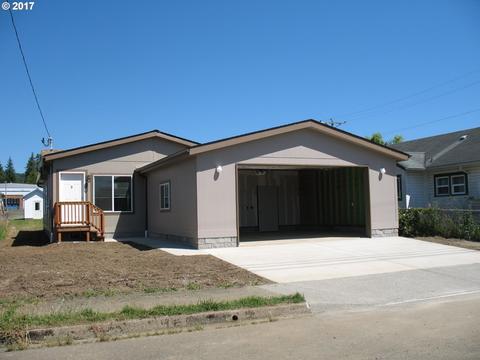 821 Bender, Myrtle Point, OR 97458 photo 1