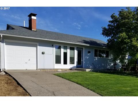 231 Oak St, Riddle, OR 97469 photo 1