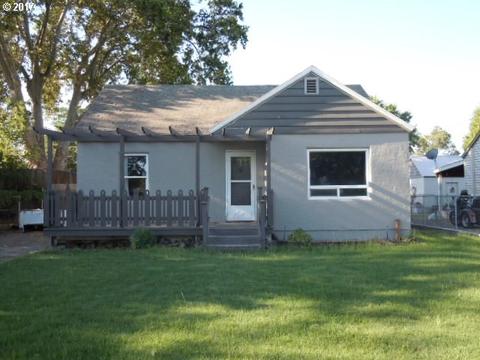 620 E Hurlburt Ave, Hermiston, OR 97838 photo 1