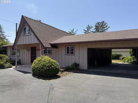 14674 Wollam Rd, Brookings, OR 97415