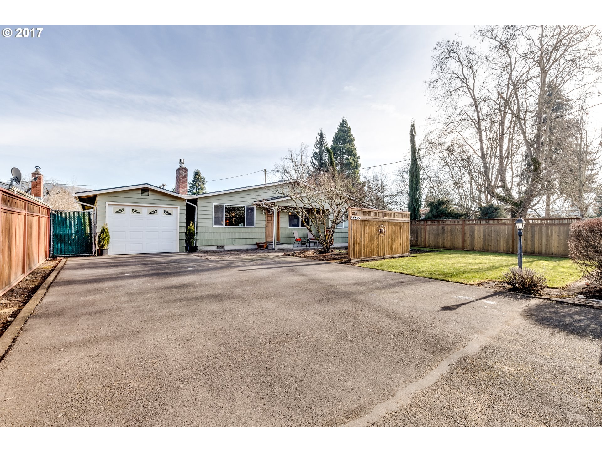 34859 Seavey Loop Rd, Eugene, OR 97405 photo 1