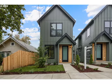 4027 SE Tibbetts St, Portland, OR 97202