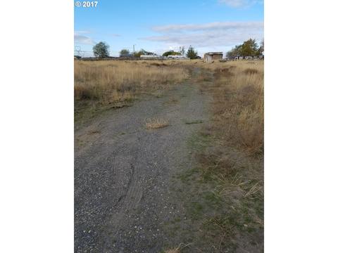 80696 Wagon Wheel Loop, Irrigon, OR 97844 photo 1