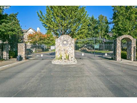 901 Springtree Ln, West Linn, OR 97068 photo 1