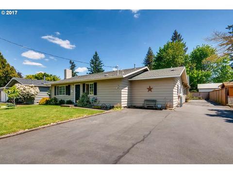 5840 Center St, Gladstone, OR 97027 photo 1