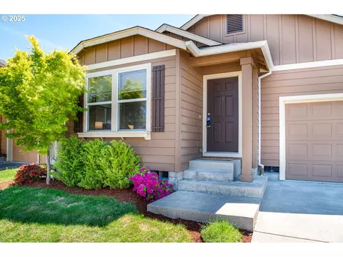 5914 Avalon St, Eugene, OR 97402