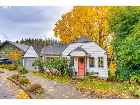 6416 SE Scott Dr, Portland, OR 97215
