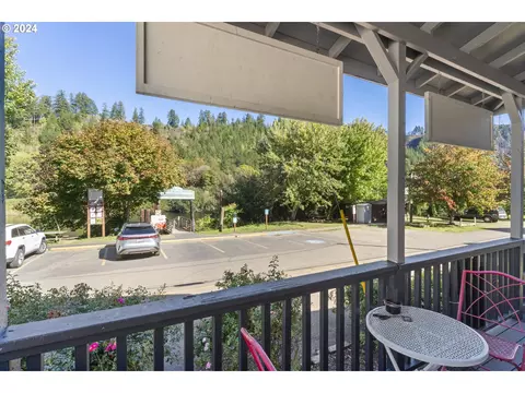 Exterior - 10786 Highway 126, Mapleton, OR 97453 photo 2 of 3