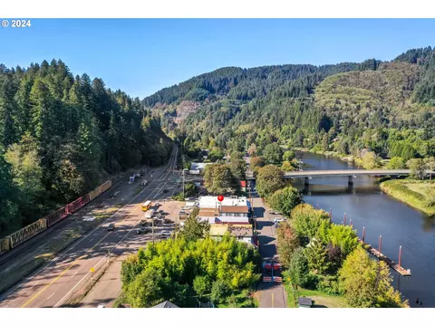 View/Area - 10786 Highway 126, Mapleton, OR 97453 photo 3 of 3