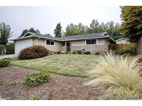 2996 SE 3rd St, Gresham, OR 97080 photo 1