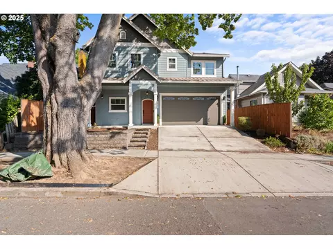 1921 E St, Vancouver, WA 98663