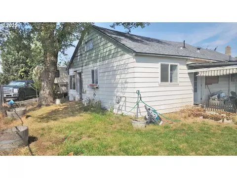 716 SW 15th St, Pendleton, OR 97801