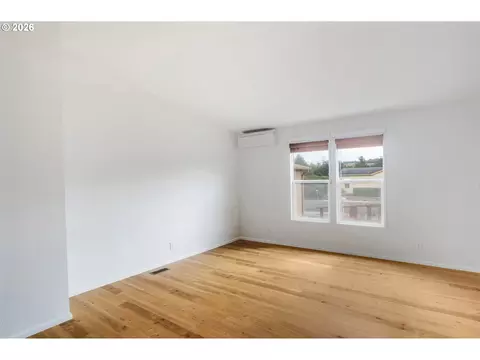1791 Willow Loop, Florence, OR 97439 photo 4