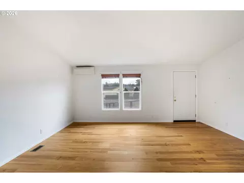 1791 Willow Loop, Florence, OR 97439 photo 3