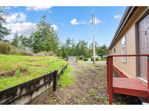 1791 Willow Loop, Florence, OR 97439 photo 40