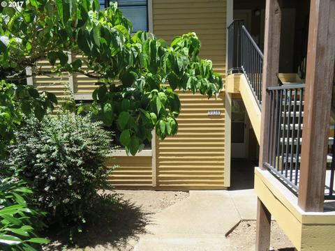 9938 SE Talbert St, Clackamas, OR 97015 photo 1