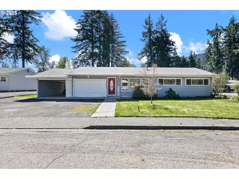 48306 Hills St, Oakridge, OR 97463