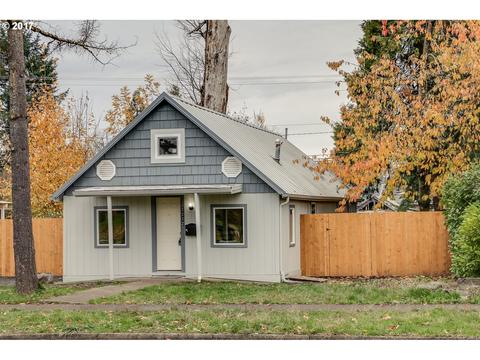 1112 D St, Springfield, OR 97477 photo 1