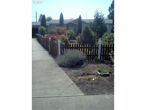 256 E Locust Ct, Yoncalla, OR 97499 photo 1