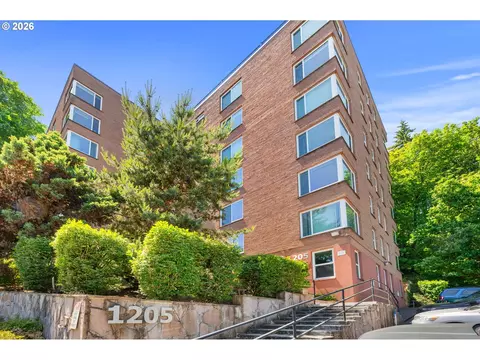 1205 SW Cardinell Dr #505, Portland, OR 97201