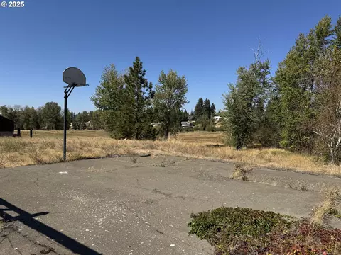 N Grant St, Goldendale, WA 98620