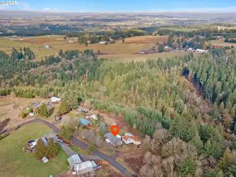25185 SW Neill Rd, Sherwood, OR 97140